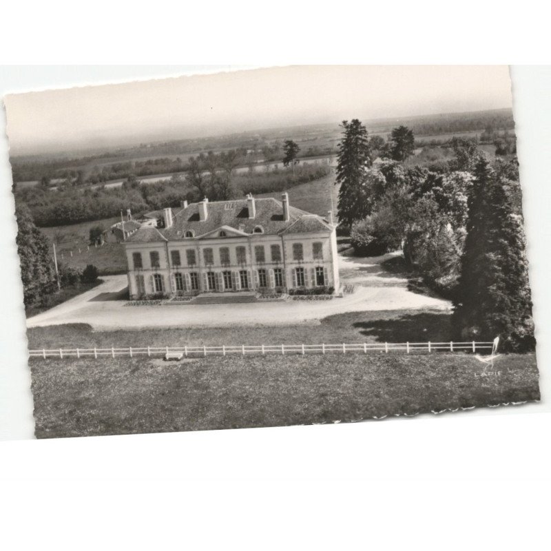 BROUT-VERNET: le château de lafont vue aérienne 10x15 - très bon état