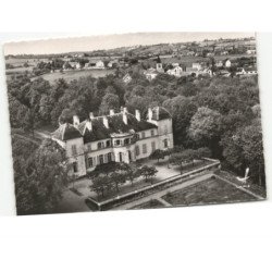 CHARMEIL: le château de charmeil, hôtel du 1er ordre vue aérienne 10x15 - très bon état