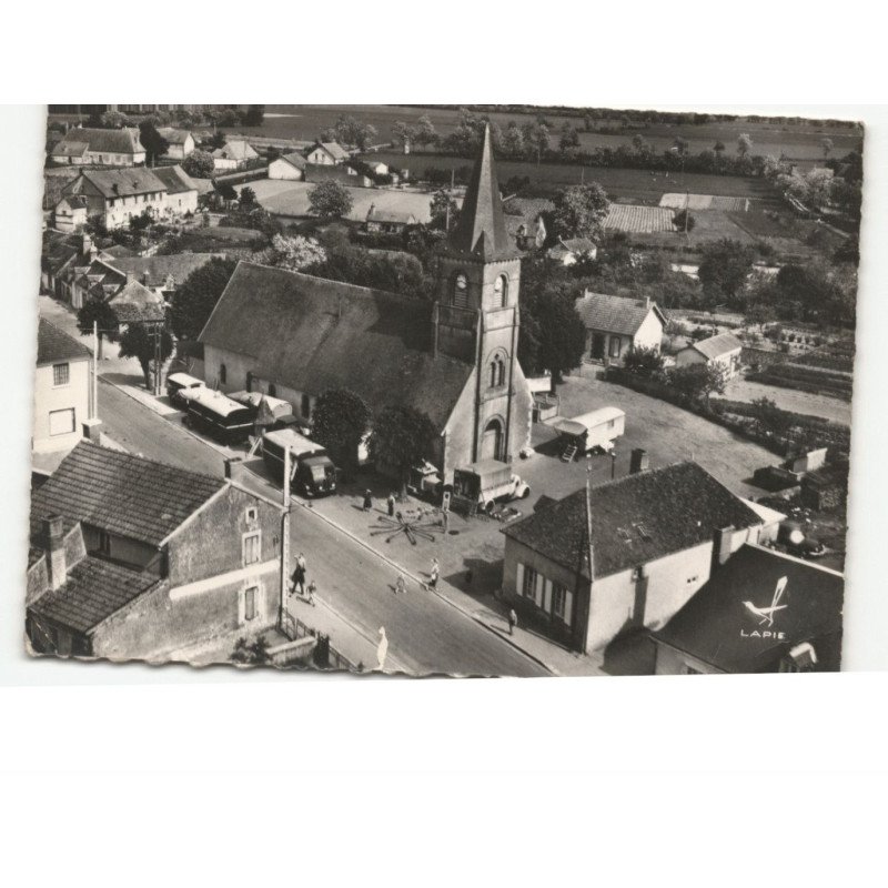 GANNAY-sur-LOIRE: l'église vue aérienne 10x15 - état