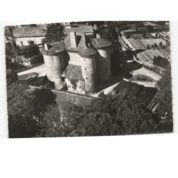 MONTAIGUET-en-FOREZ: le château datant du XIVe siècle vue aérienne 10x15 - très bon état
