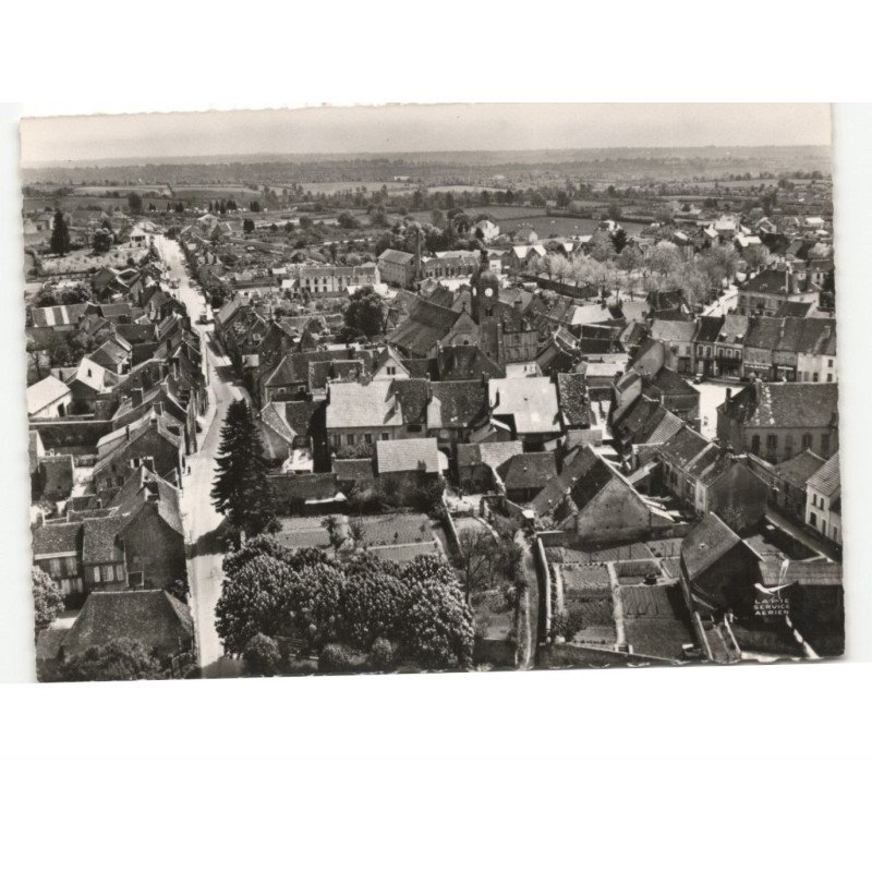 MONTMARAULT: route de moulins vue aérienne 10x15 - très bon état