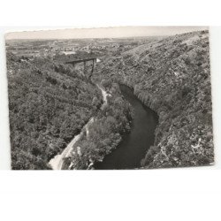 SAINT-BONNET-de-ROCHEFORT: la sioule le viaduc de rouzat vue aérienne 10x15 - très bon état