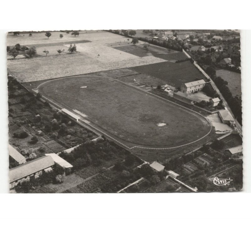 GANNAT: vue générale, stade municipal vue aérienne 10x15 - très bon état
