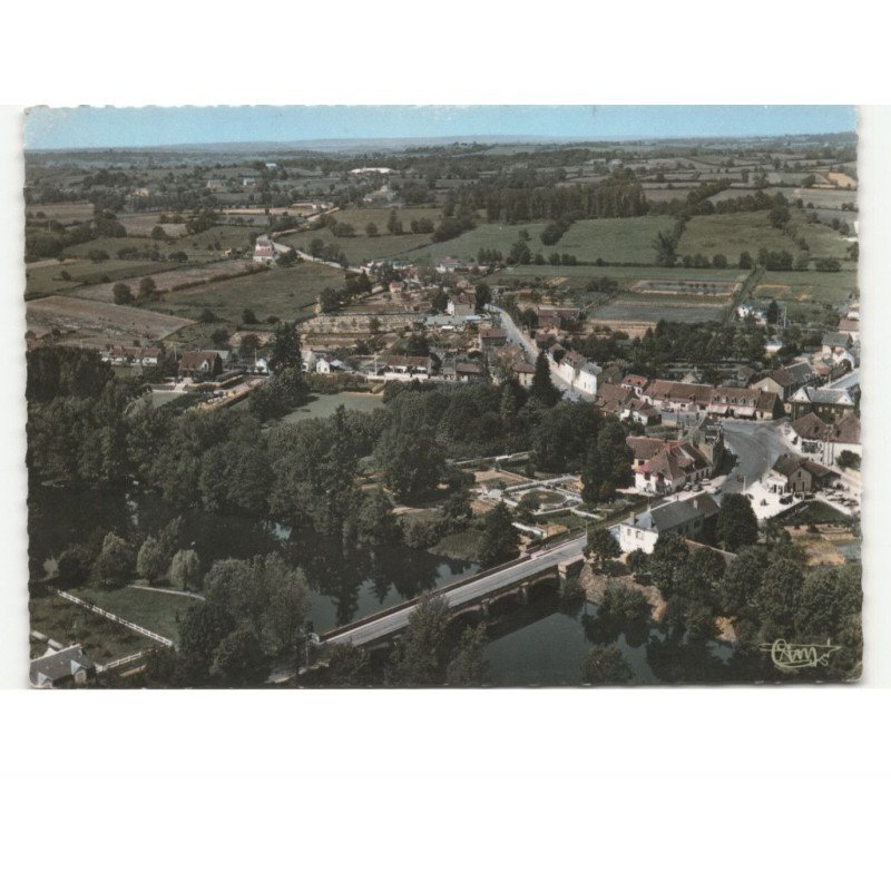 MEAULNE: vue générale et route médiane vue aérienne 10x15 - très bon état