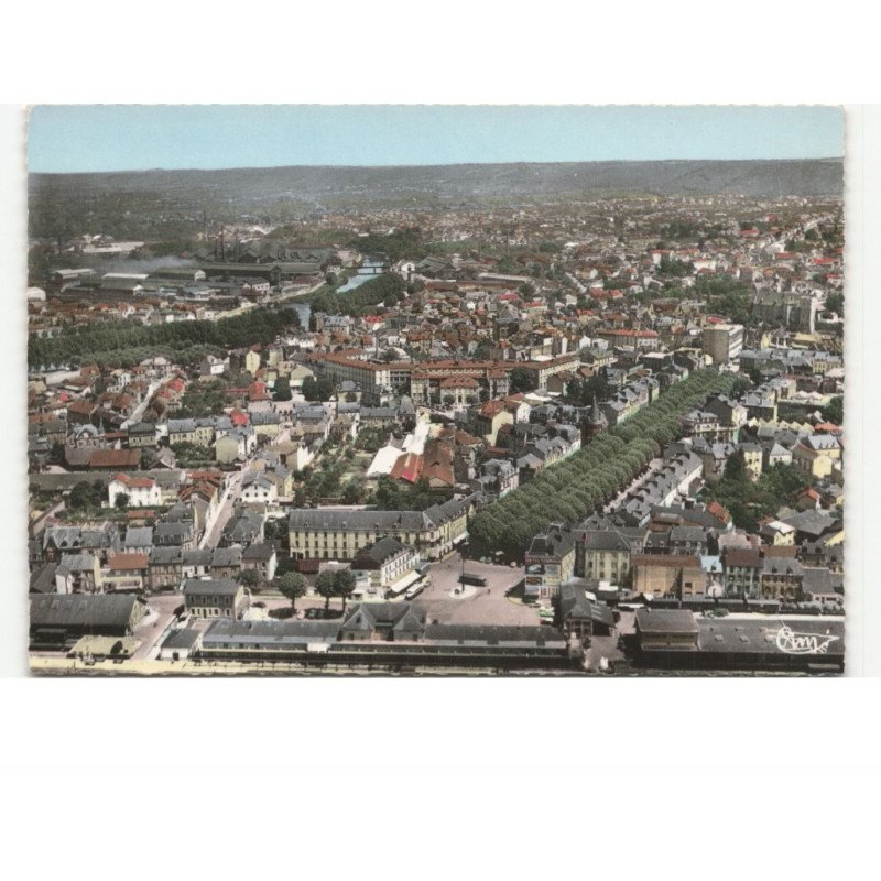 MONTLUCON: vue générale vue aérienne 10x15 - très bon état