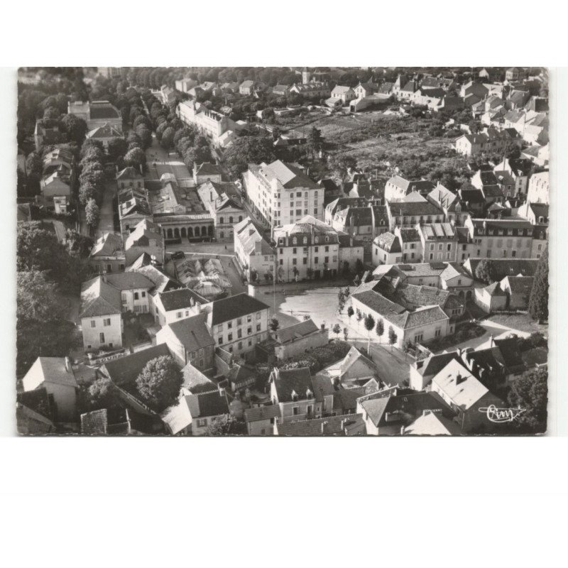NERIS-les-BAINS: quartier thermal vue aérienne 10x15 - très bon état