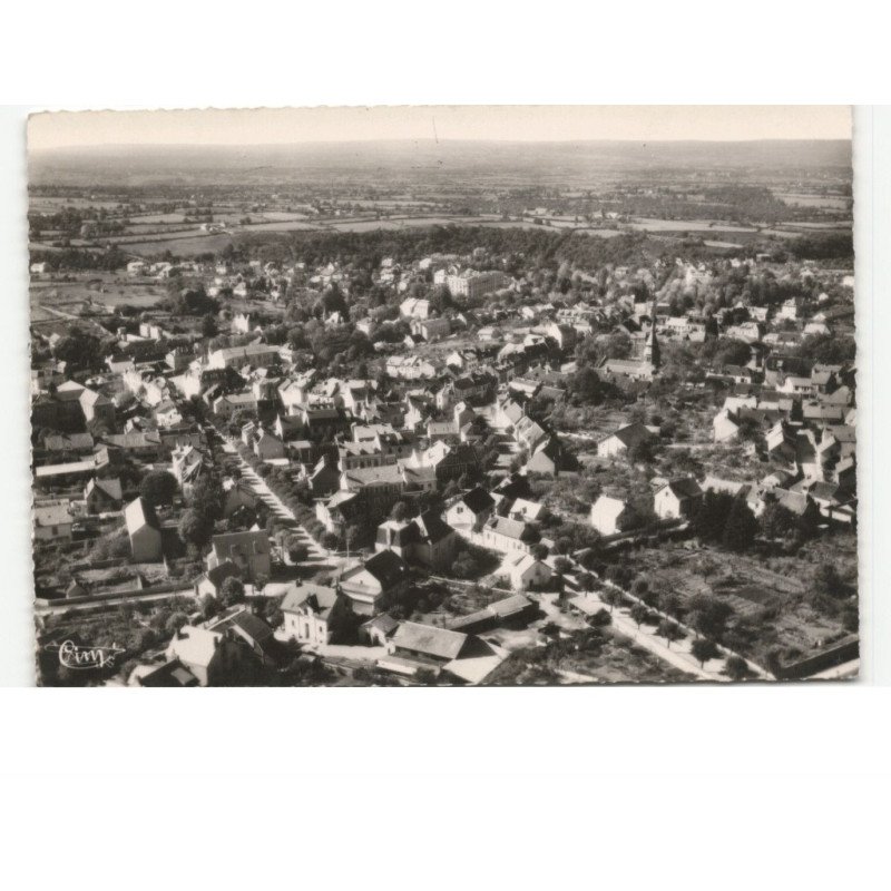 NERIS-les-BAINS: station thermale, vue générale vue aérienne 10x15 - très bon état