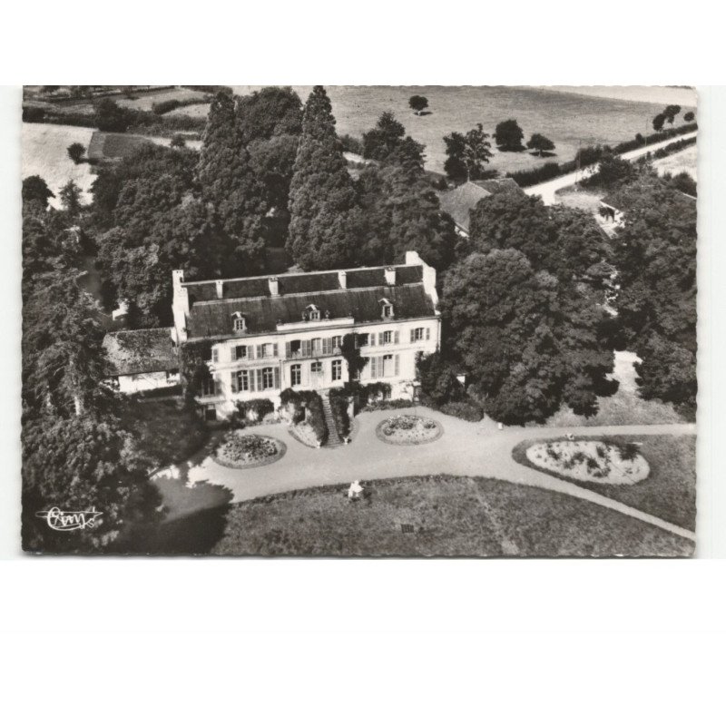 LE VEURDRE: le château de la baume vue aérienne 10x15 - très bon état
