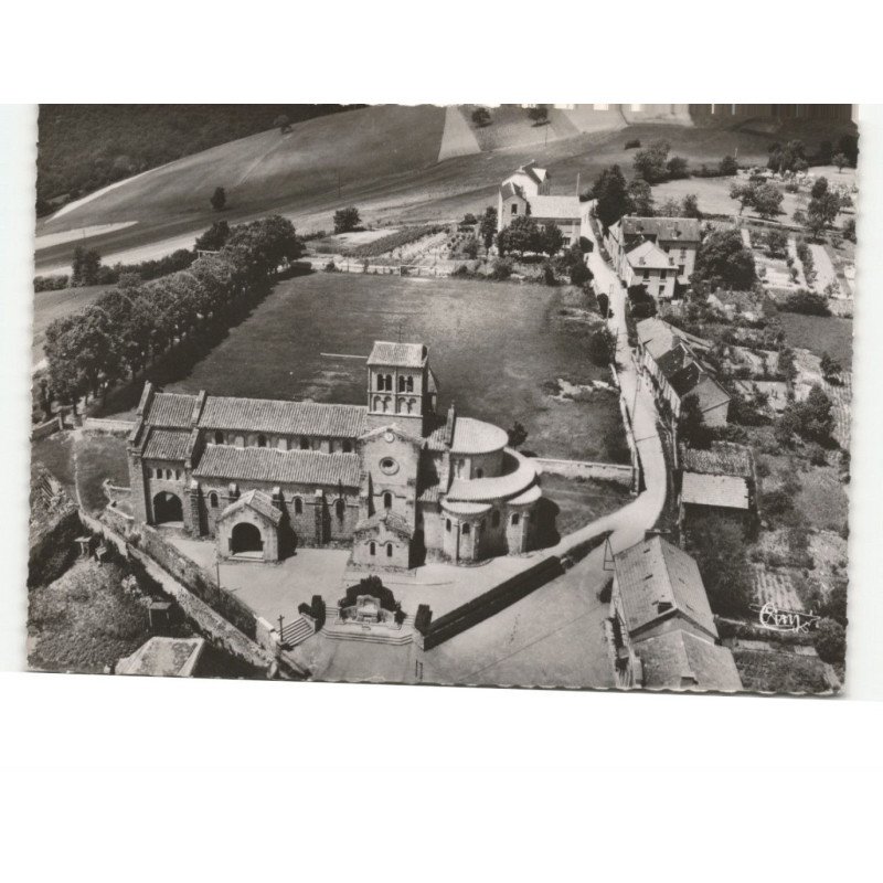 CHATEL-MONTAGNE: église romane XIe et XIIe siècle vue aérienne 10x15 - très bon état