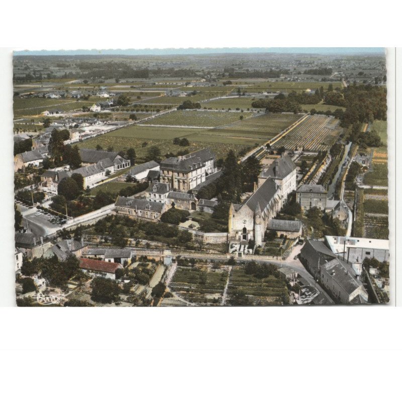 BOURGUEIL: l'abbaye vue aérienne 10X15 - très bon état