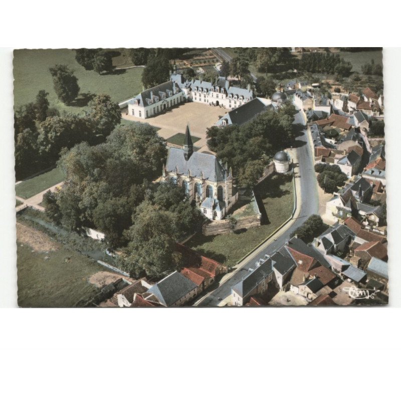 CHAMPPIGNY-sur-VEUDE: le château et la chapelle saint-louis vue aérienne 10X15 - très bon état