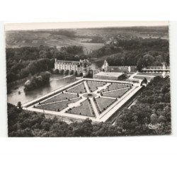 CHENONCEAUX: le château et ses jardins vue aérienne 10X15 - très bon état