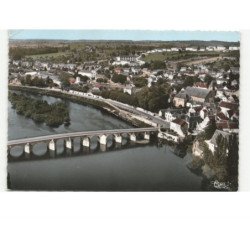 LA HAYE-DESCARTES: vue générale vue aérienne 10X15 - très bon état