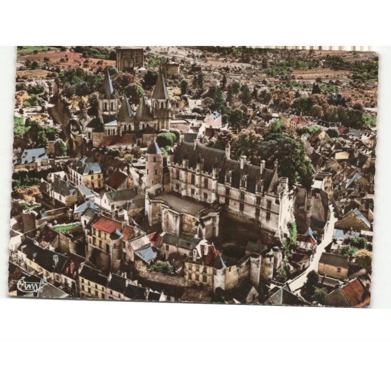 LOCHES: le château, logis royal vue aérienne 10X15 - très bon état