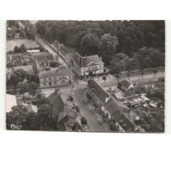 NEUILLE-PONT-PIERRE: route nationale tours le mans, le carrefour vue aérienne 10X15 - très bon état