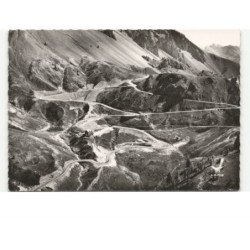 COL D'IOZARD: la route des grandes alpes, les lacets et le refuge napoléon vue aérienne 10X15 - très bon état