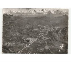 GAP: bassin gapençais au fond le pic les sommets du sirac le grand pinier vue aérienne 10X15 - très bon état
