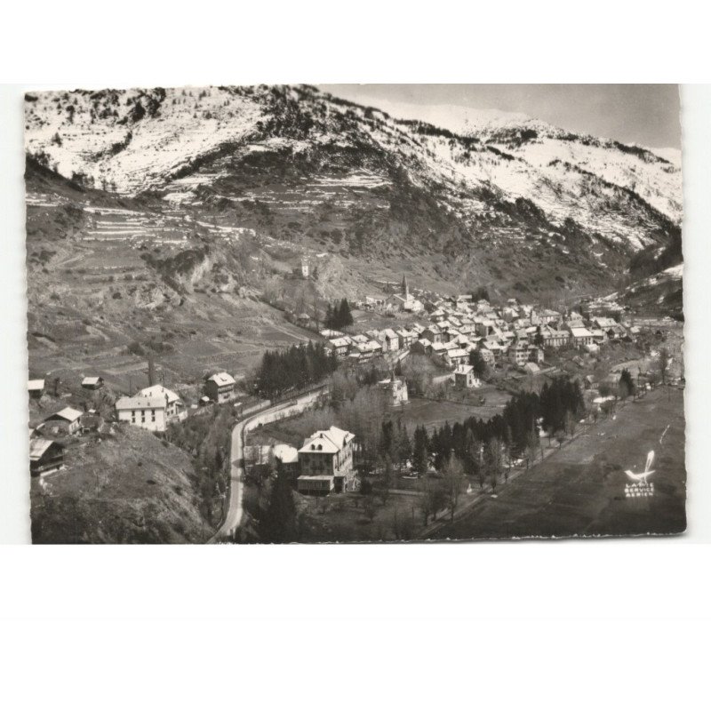 AIGUILLES: vue panoramique vue aérienne 10X15 - très bon état