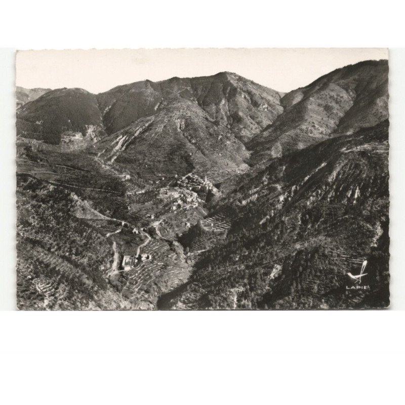 environs de LUCERAM: route de peira-cava, les lacets et vue sur leceram vue aérienne 10X15 - très bon état