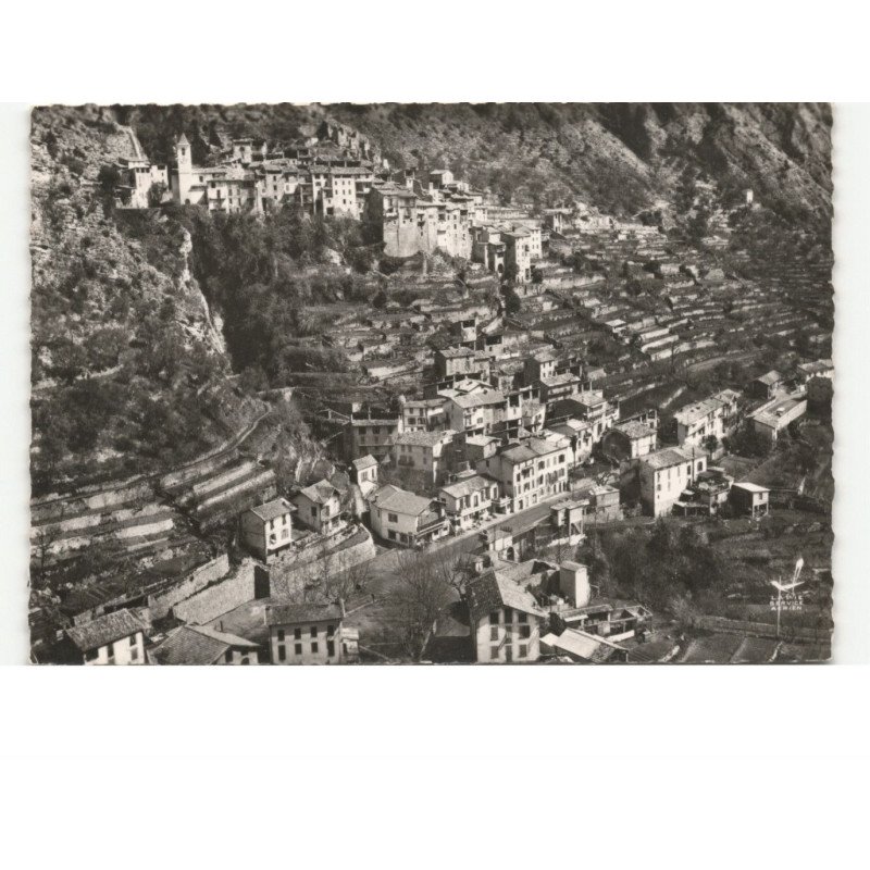 THOUET-sur-VAR: vue aérienne 10X15 - très bon état