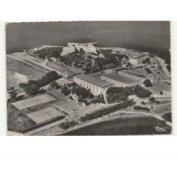 ANTIBES: la citadelle, le parc des sports et les casernes-écoles vue aérienne 10X15 - très bon état