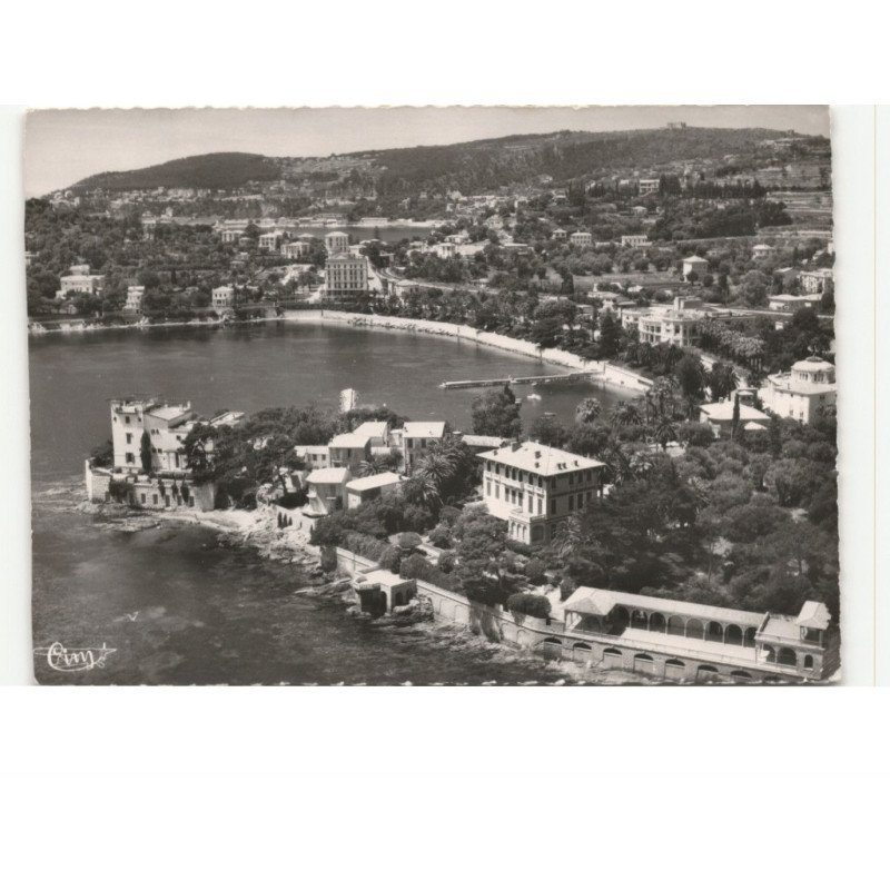 BEAULIEU-sur-MER: villa grecque et baie des fourmies, les hôtels vue aérienne 10X15 - état