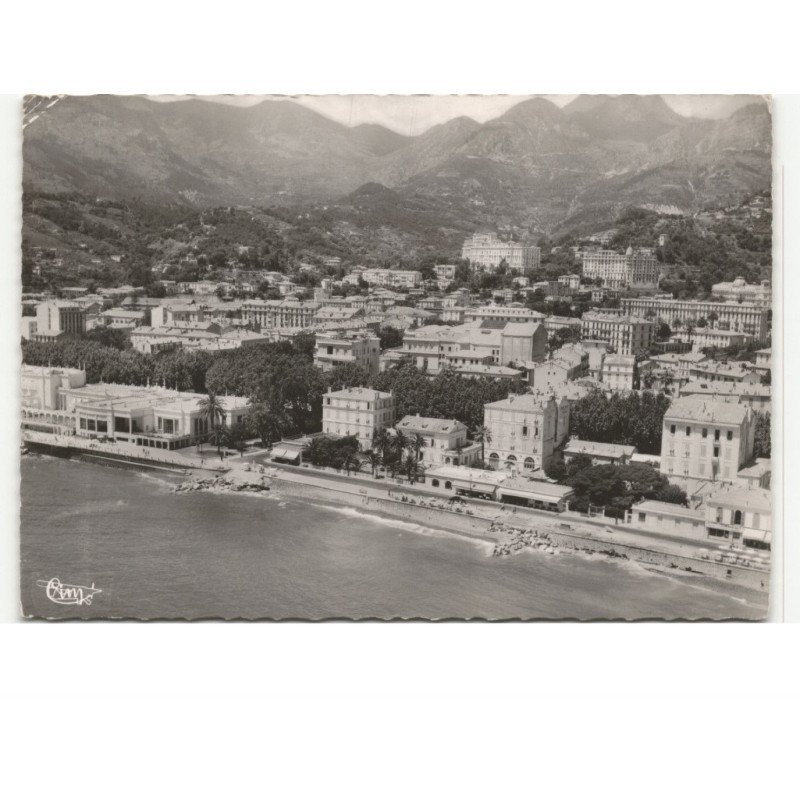 MENTON: les hôtels le casino et la plage vue aérienne 10X15 - état