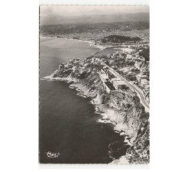 NICE: la moyenne corniche le cap de nice dans le fond, le port, le château vue aérienne 10X15 - très bon état