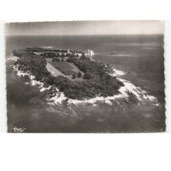 NOTRE-DAME-de-LIERINS: vue d'ensemble de l'ile saint-honorat vue aérienne 10X15 - très bon état