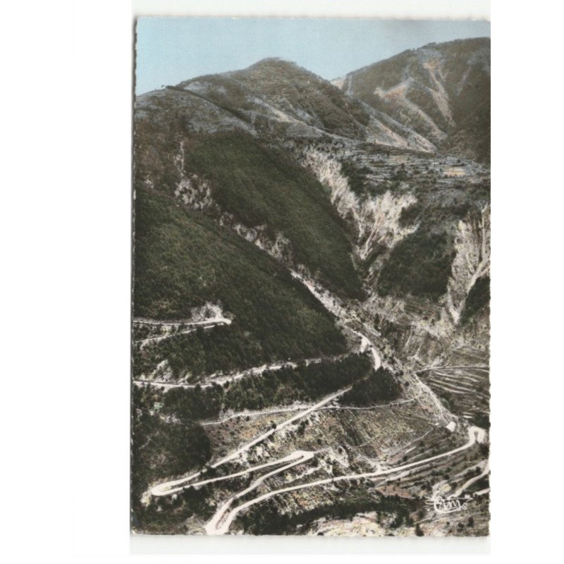 PEIRA-CAVA: la route en lacets du lucéram vue aérienne 10X15 - très bon état
