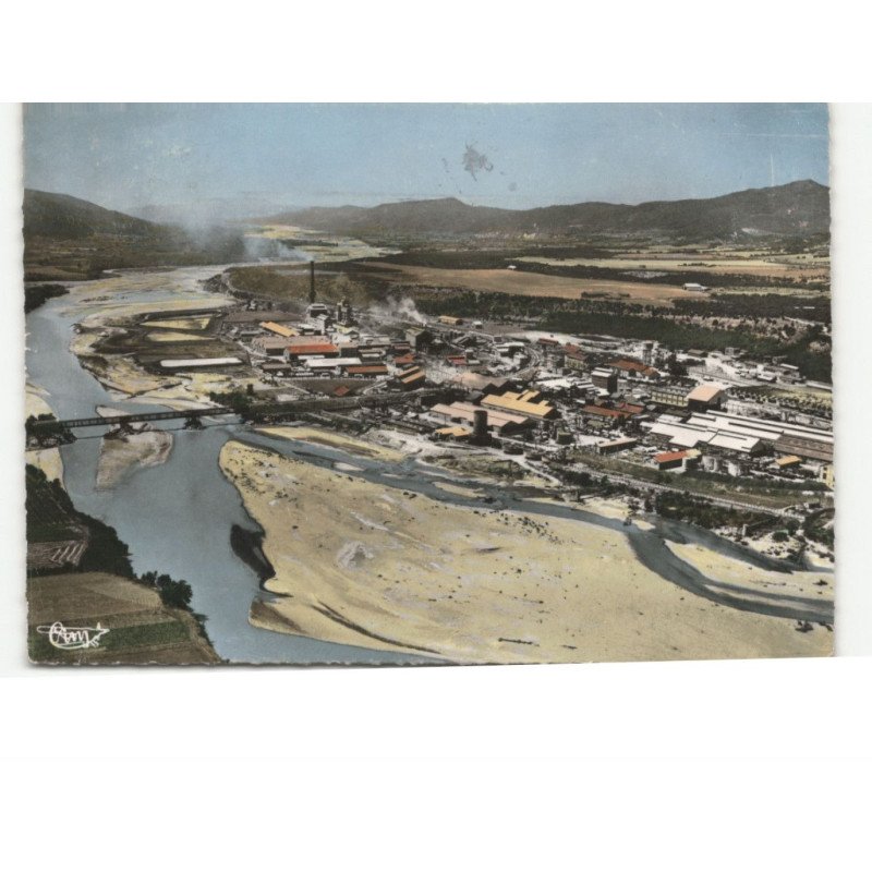 SAINT-AUBAN: vallée de la durance, l'usine peschiney vue aérienne 10X15 - état