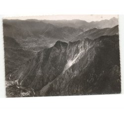 SAINT-MARTIN-VESUBIE: vue panoramique vallée de la vésubie, la maluna vue aérienne 10X15 - très bon état