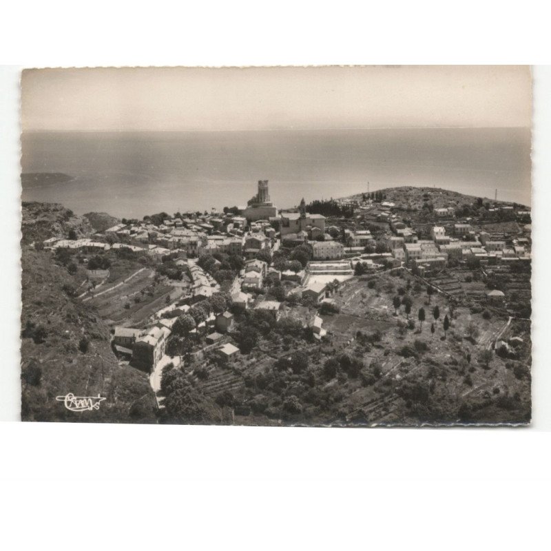 LA TURBIE: au centre, la tour d'auguste vue aérienne 10X15 - très bon état