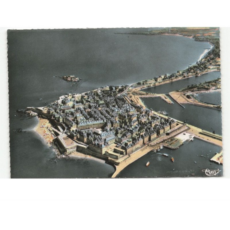 SAINT-MALO: ville intra muros vue aérienne 10X15 - très bon état