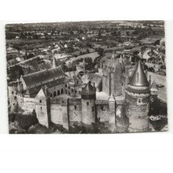 VITRE: château XIVe et XVe vue aérienne 10X15 - très bon état