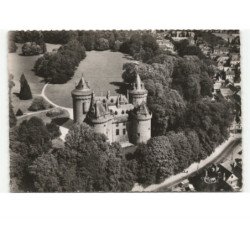 COMBOURG: le château et son parc vue aérienne 10X15 - très bon état