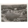 COMBOURG: l'étang, le château, la ville vue aérienne 10X15 - très bon état