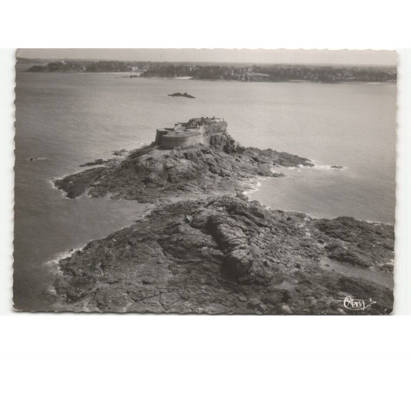 DINARD: fort harbour vue aérienne 10X15 - état