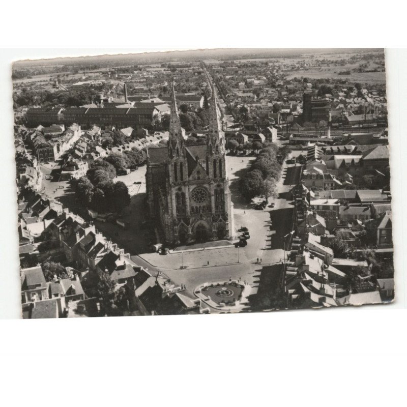 CHATEAUROUX: église saint-andré quartier saint-luc aérienne 10X15 - très bon état