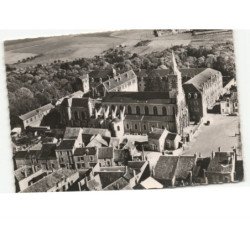 ISSOUDUN: la basilique du sacré-copeur et école saint-cyr aérienne 10X15 - très bon etat
