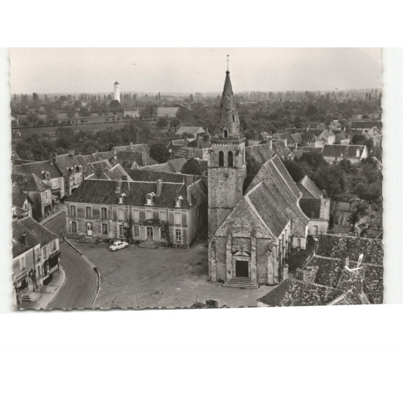 MARTIZAY: l'église aérienne 10X15 - très bon etat