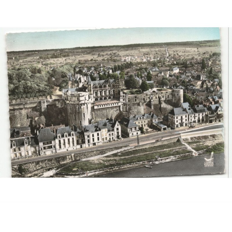 AMBOISE: le château vue aérienne 10X15 - très bon état