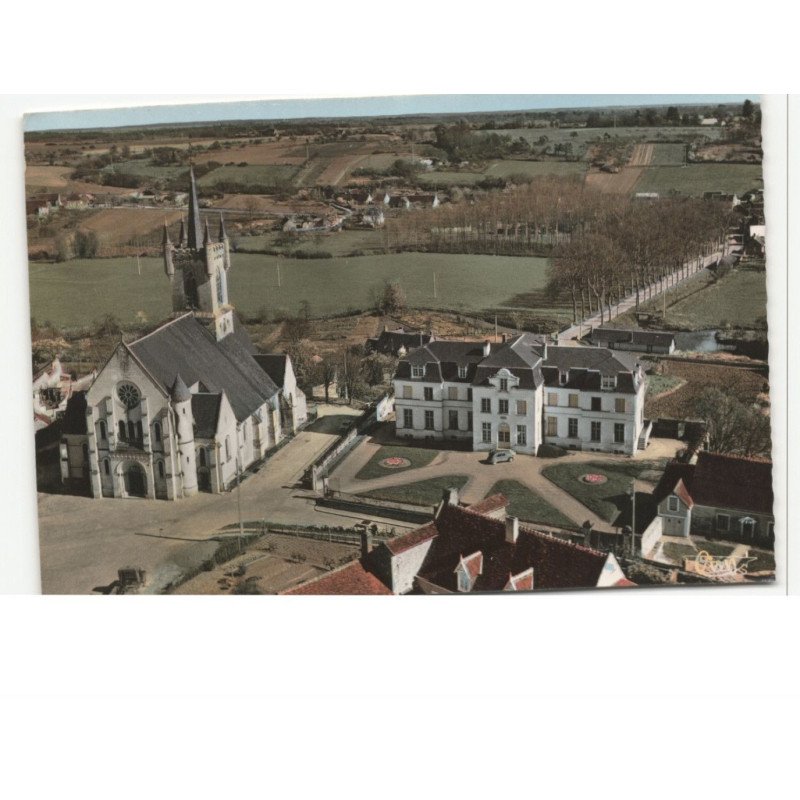 VALENCAY: l'église et l'hôpital vue aérienne 10X15 - tres bon etat