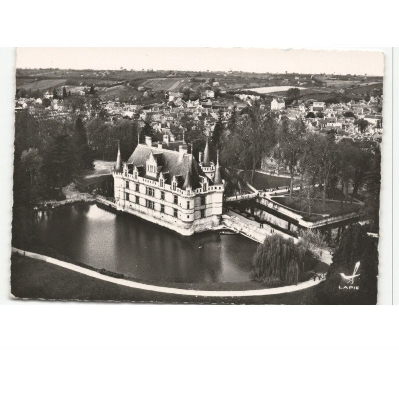 AZAY-le-RIDEAU: vue aérienne 10X15 - très bon état