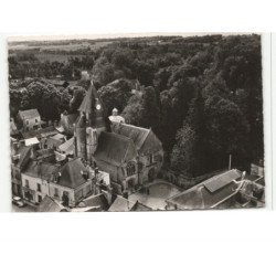 AZAY-le-RIDEAU: l'église vue aérienne 10X15 - très bon état