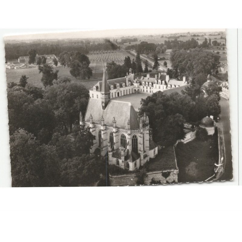 CHAMPIGNY-sur-VEUDE: la chapelle saint-louis vue aérienne 10X15 - très bon état