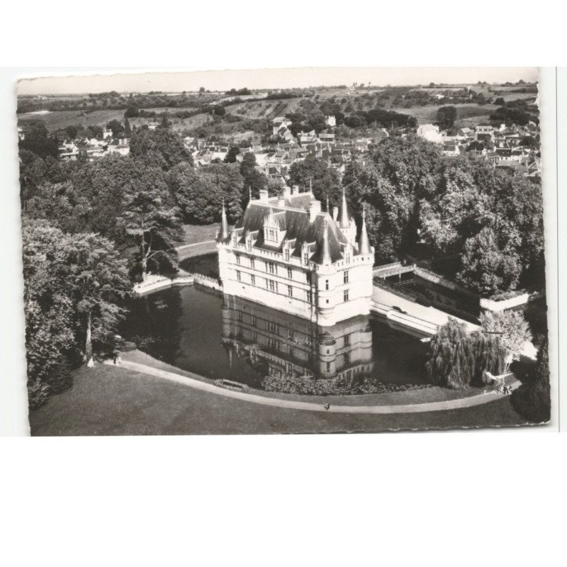 AZAY-le-RIDEAU: le château vue aérienne 10X15 - très bon état