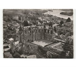 LANGEAIS: le château (façade intérieure) vue aérienne 10X15 - très bon état