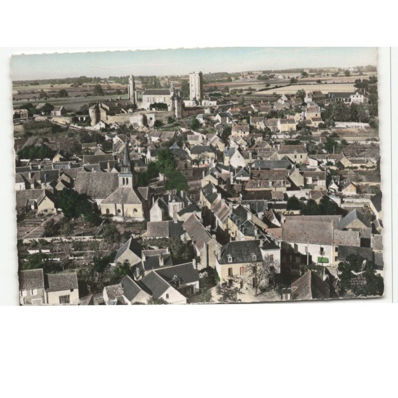 LE GRAND-PRESSIGNY: le château et vue d'ensemble vue aérienne 10X15 - très bon état