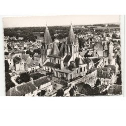 LOCHES: la collégiale saint-ours vue aérienne 10X15 - très bon état
